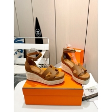 Hermes Sandals